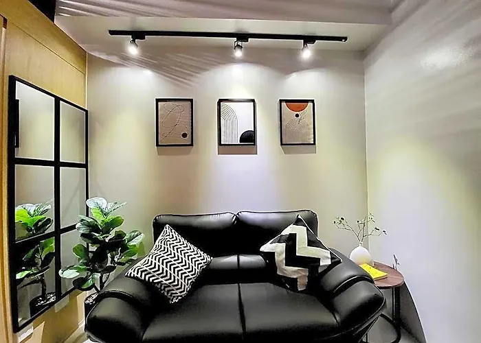 Serthomassmartpad @ The Grass Residences, Sm North Bridgeway, Mrt & Transport Hub