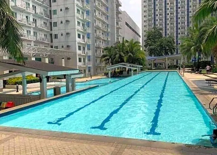 Hotel Serthomassmartpad @ The Grass Residences, Sm North Bridgeway, Mrt & Transport Hub 4*