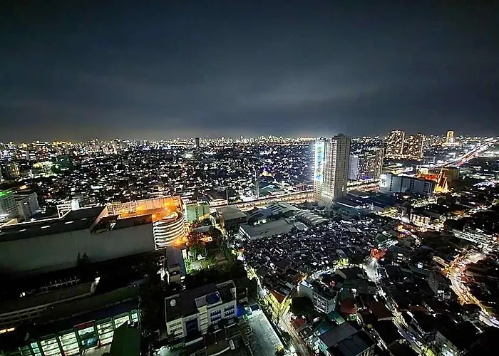 Hotel Serthomassmartpad @ The Grass Residences, Sm North Bridgeway, Mrt & Transport Hub