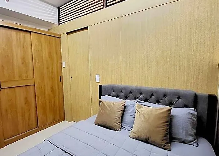 Hotel Serthomassmartpad @ The Grass Residences, Sm North Bridgeway, Mrt & Transport Hub Manila