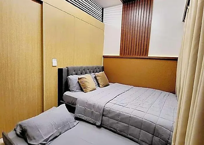 Serthomassmartpad @ The Grass Residences, Sm North Bridgeway, Mrt & Transport Hub Hotel