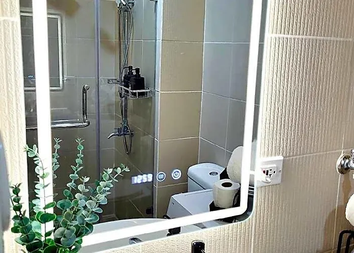 Hotel Serthomassmartpad @ The Grass Residences, Sm North Bridgeway, Mrt & Transport Hub Manila